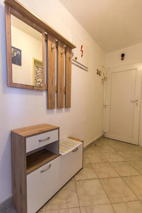 Apartman Ljiljana - Pula Centar Apartment